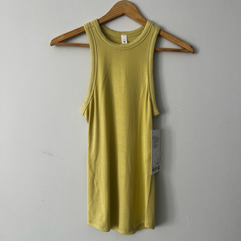 Lululemon tank top